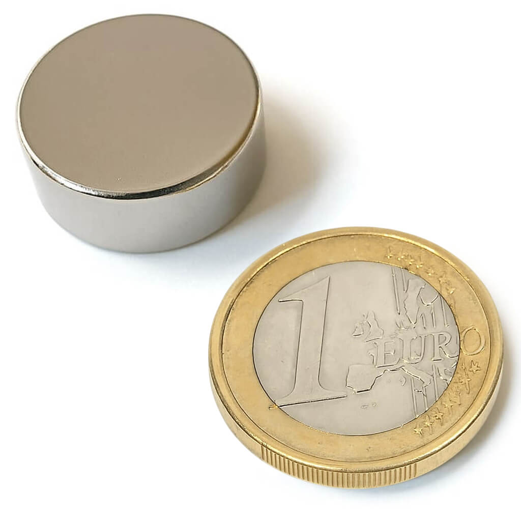 Aimant néodyme disque Ø20 x 7mm, puissance 8,4kg 95 Aimant néodyme disque Ø20 x 7mm, puissance 8,4kg