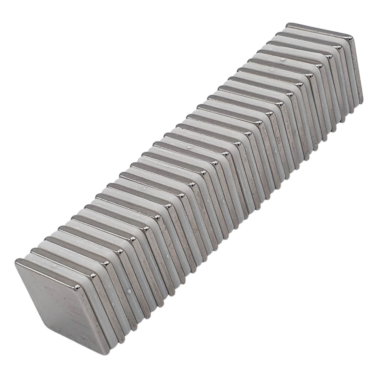 Aimant néodyme bloc 20x20x2mm, puissance 2.6kg 47 Aimant néodyme bloc 20x20x2mm, puissance 2.6kg – Image 2