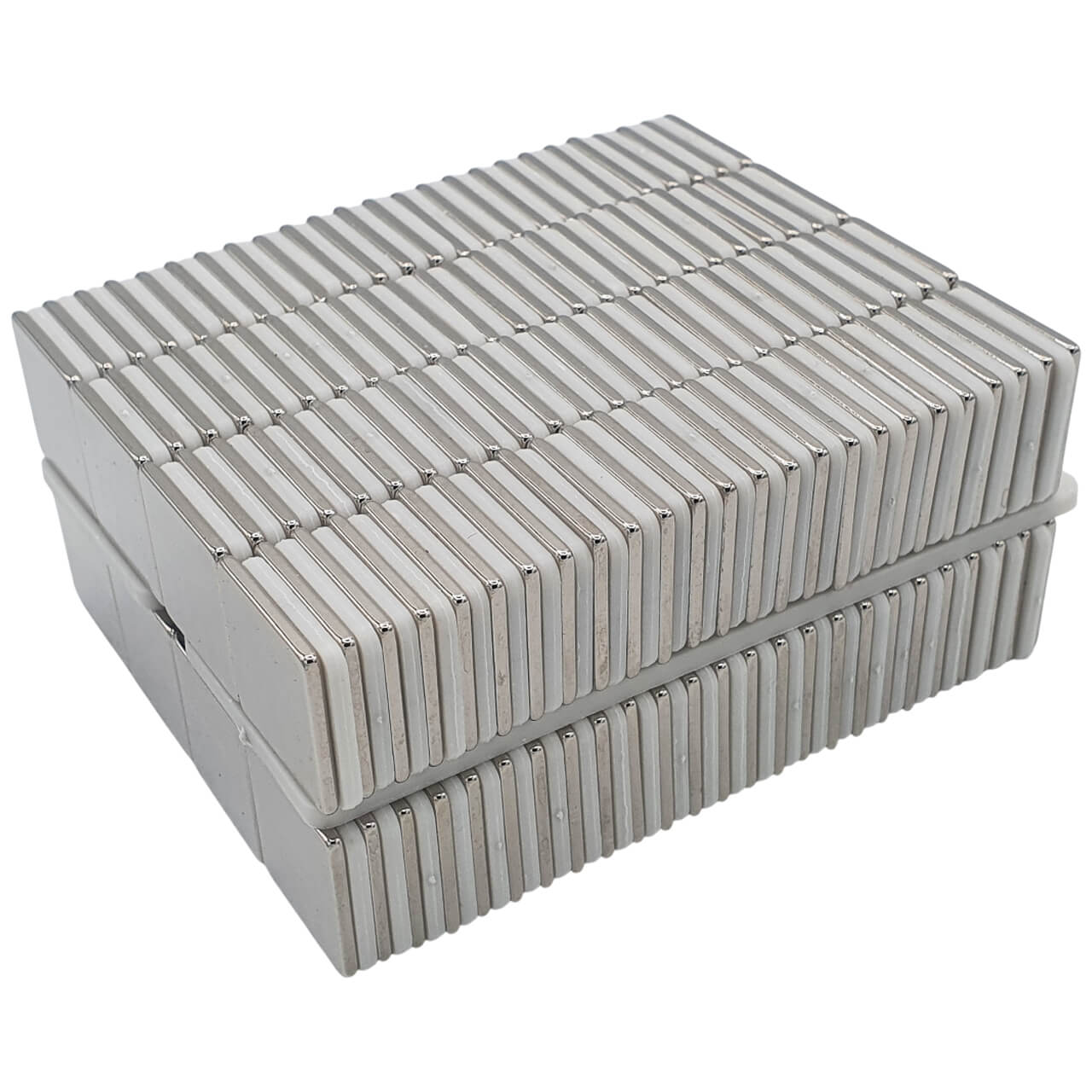 Aimant néodyme bloc 20x20x2mm, puissance 2.6kg 48 Aimant néodyme bloc 20x20x2mm, puissance 2.6kg – Image 3