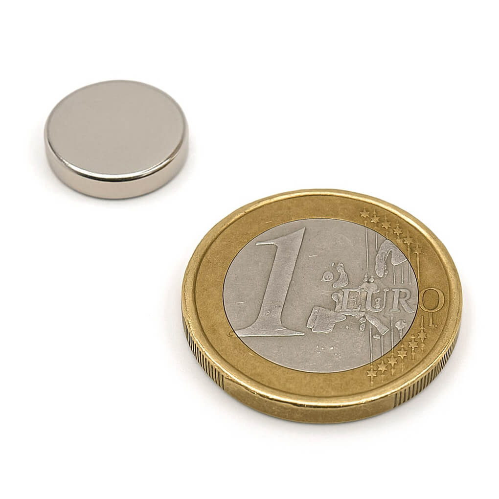 Aimant néodyme disque Ø12 x 3mm, puissance 2.40kg 46 Aimant néodyme disque Ø12 x 3mm, puissance 2.40kg