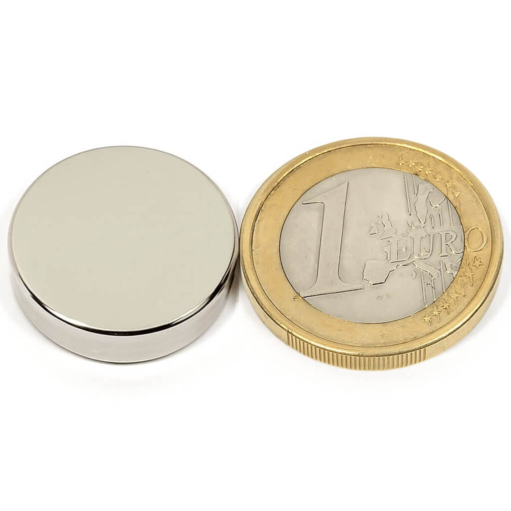 Aimant néodyme disque Ø20 x 5mm, puissance 6,4kg 46 Aimant néodyme disque Ø20 x 5mm, puissance 6,4kg