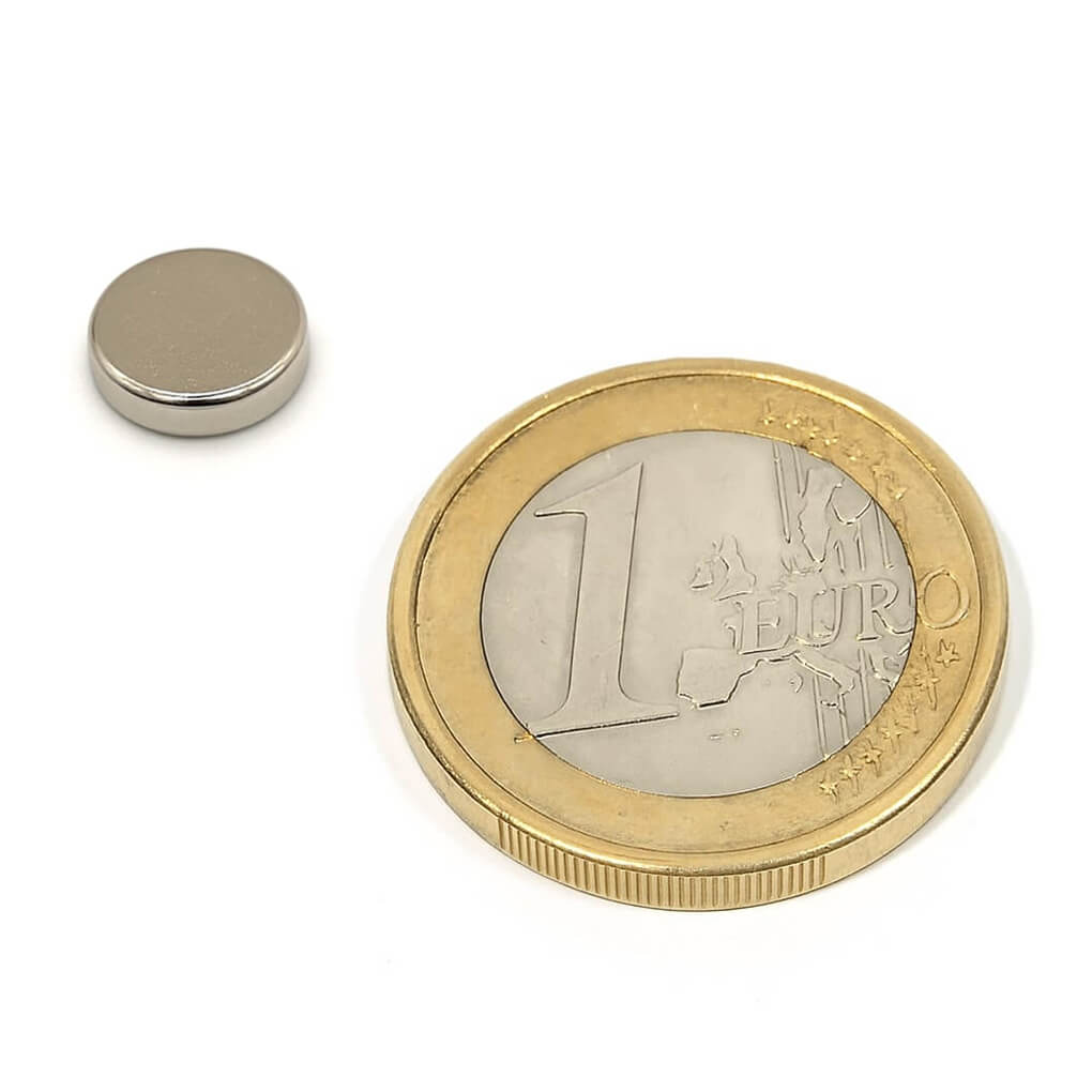 Aimant néodyme disque Ø 9x2mm, puissance 0,9kg 69 Aimant néodyme disque Ø 9x2mm, puissance 0,9kg