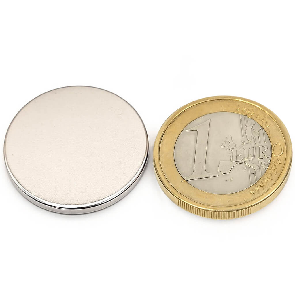 Aimant néodyme disque Ø25 x 2mm, puissance 3.1kg 46 Aimant néodyme disque Ø25 x 2mm, puissance 3.1kg