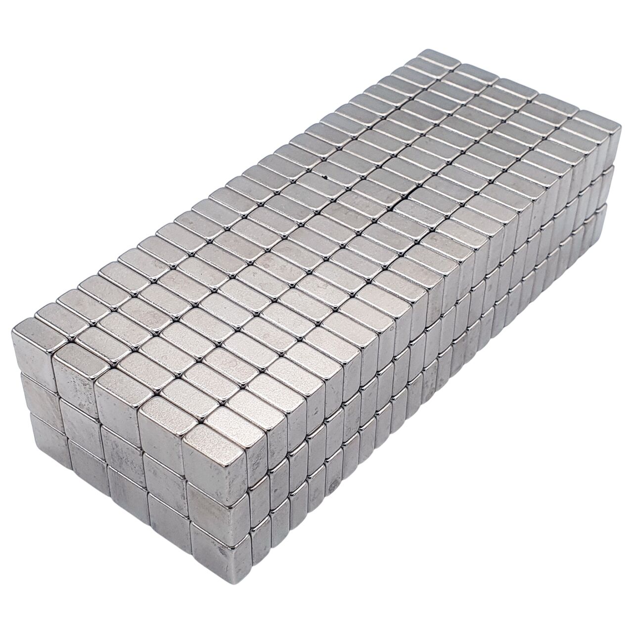 Aimant néodyme bloc 8x8x4mm, puissance 1.5kg 48 Aimant néodyme bloc 8x8x4mm, puissance 1.5kg – Image 3