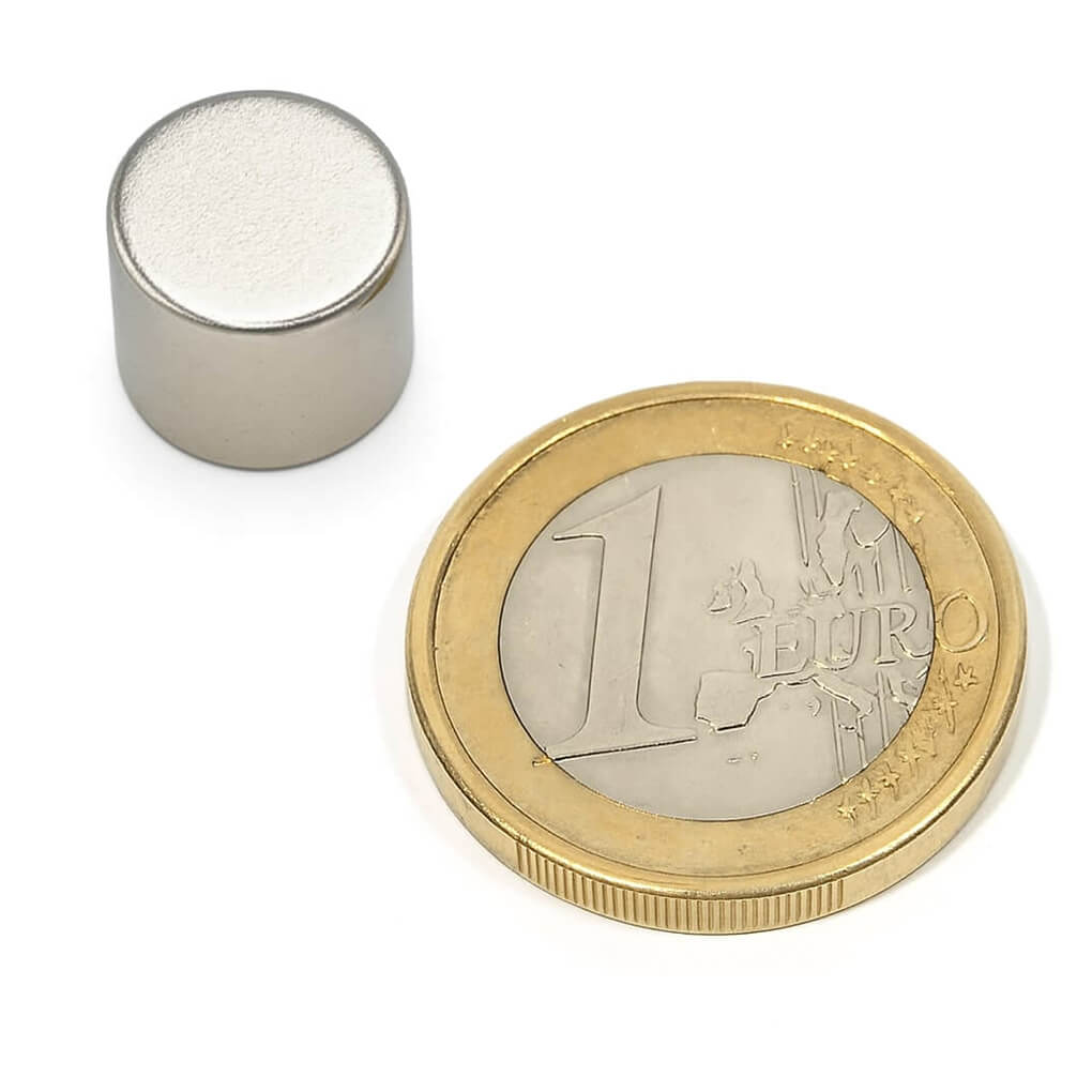 Aimant néodyme disque Ø10 x 8mm, puissance 3.6kg 46 Aimant néodyme disque Ø10 x 8mm, puissance 3.6kg