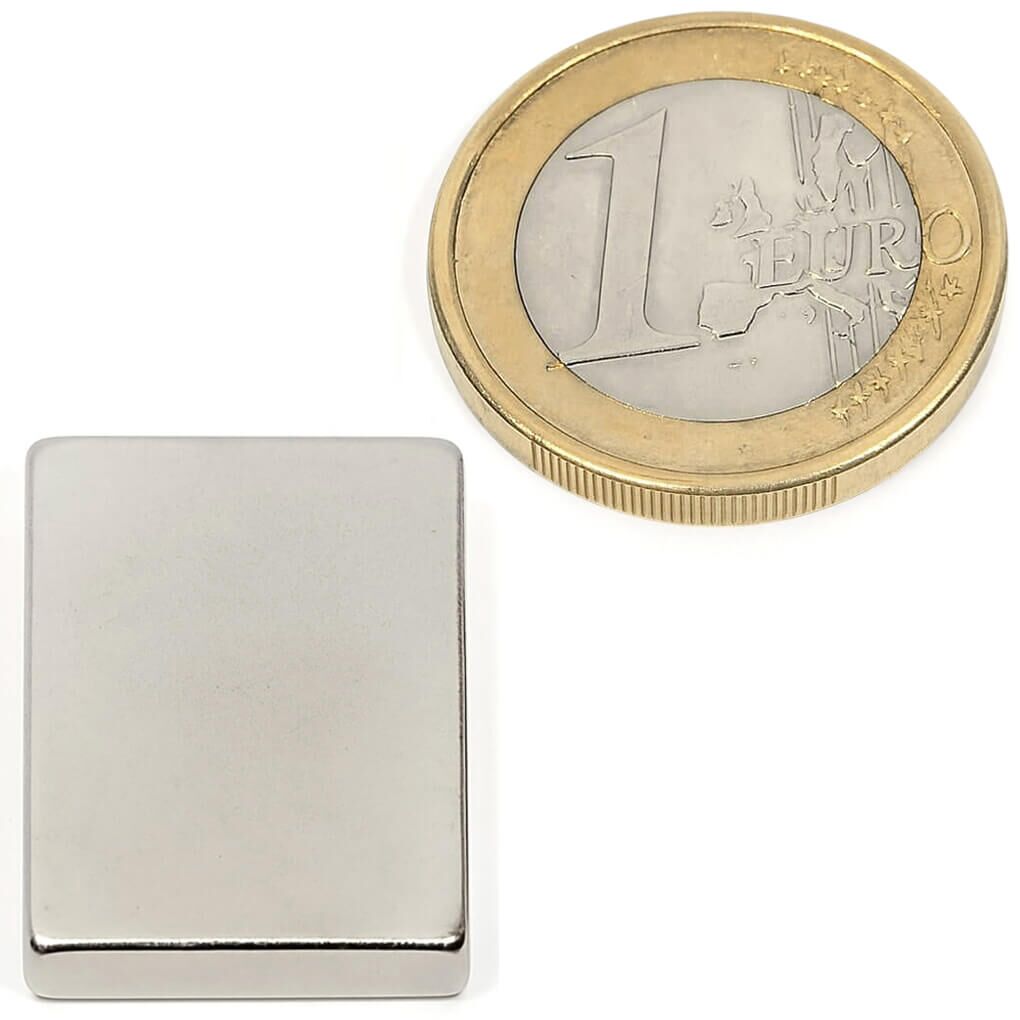 Aimant néodyme bloc 25x18x5mm, puissance 9.75kg