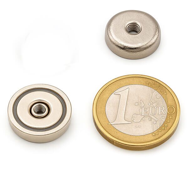 Aimant avec trou fileté Ø 16mm, puissance 5kg 46 Aimant avec trou fileté Ø 16mm, puissance 5kg